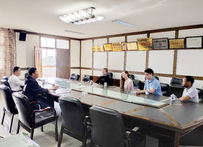 盐都区助学基金会：疫情无情，慈善有情。